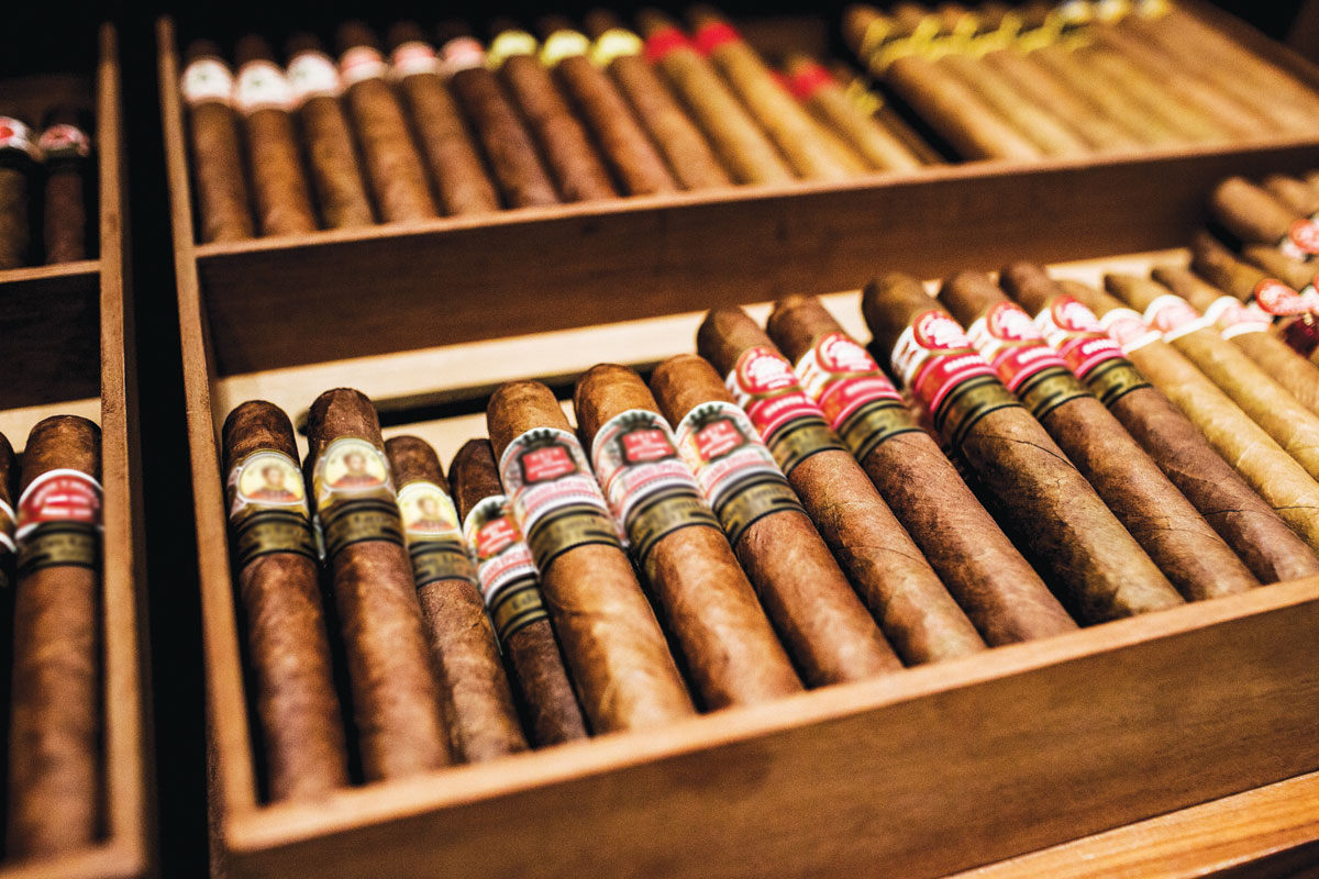 can you bring tobacco back from mexico No smoking in Mexico? : r/royalcaribbean Things to Bring Back from