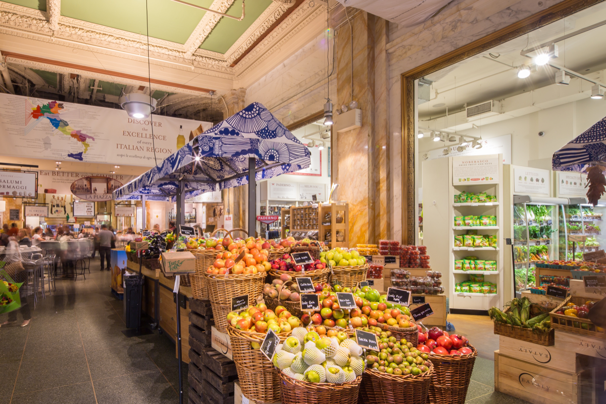 Eataly emphasizes the retail component (New York City location pictured), where guests can purchase wine, beer and ingredients to recreate menu items at home.