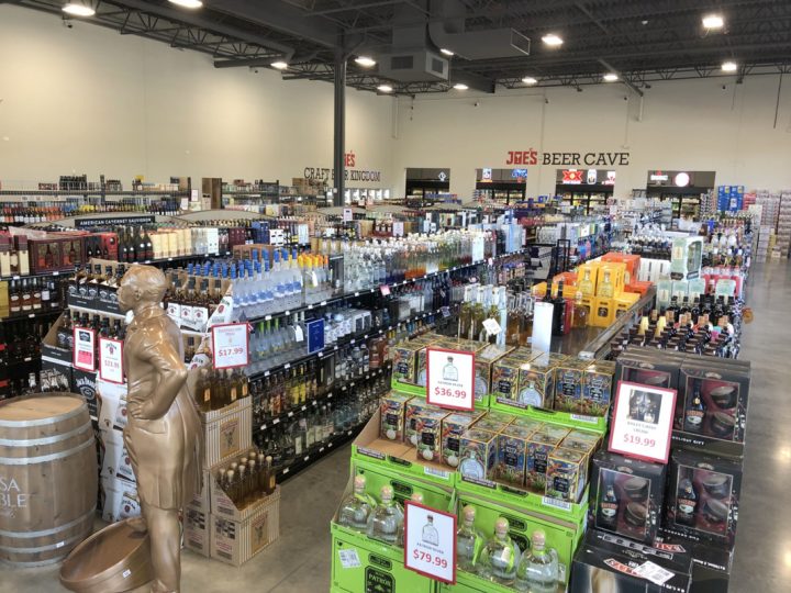 Joe’s Beverage Warehouse (interior pictured) in Romeoville, Illinois boasts 2,500 beer SKUs, with a focus on craft brews. Offerings from regional breweries like Phase Three Brewing Co. and 3 Floyds Brewing Co. are popular with customers.