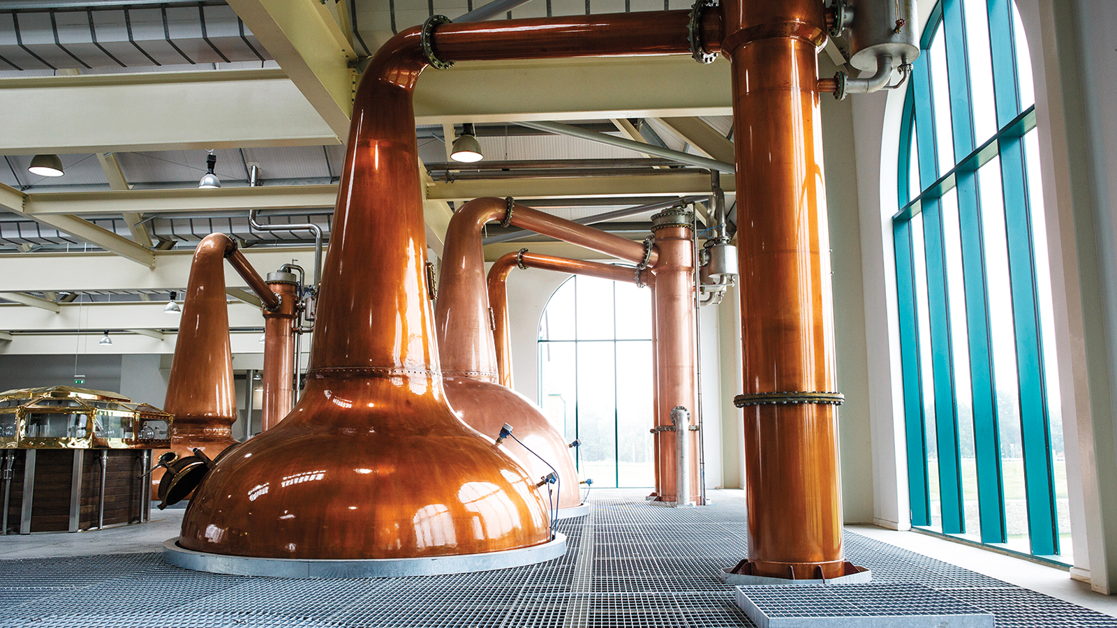 Tullamore D.E.W. Whiskeys Take on New Dimensions
