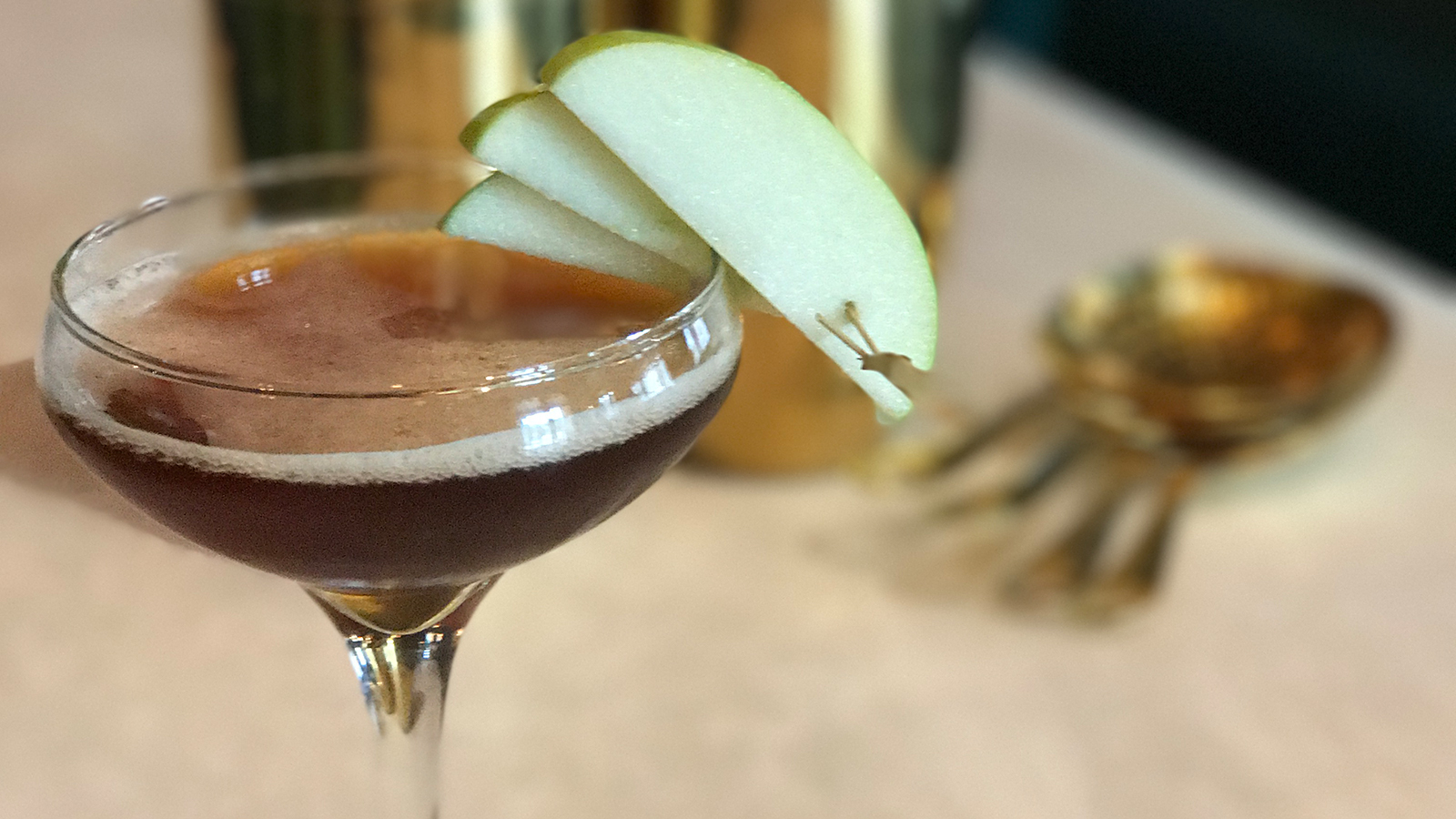 An Apple A Day [Cocktail Recipe]
