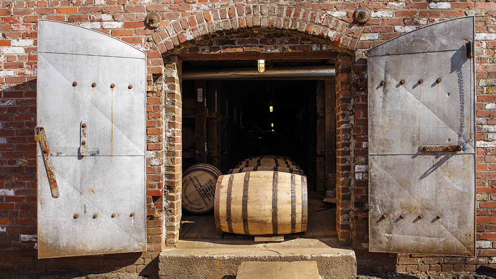 Kentucky Bourbon Makes a Comeback