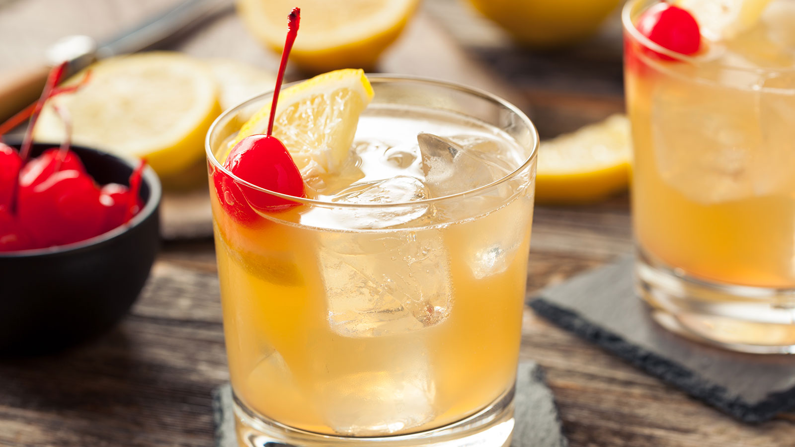 Whiskey Sour [Cocktail Recipe]