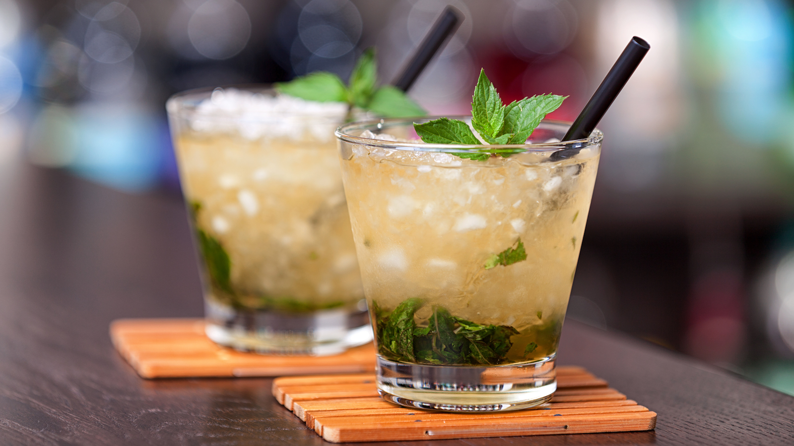 Country Club Smash [Cocktail Recipe]