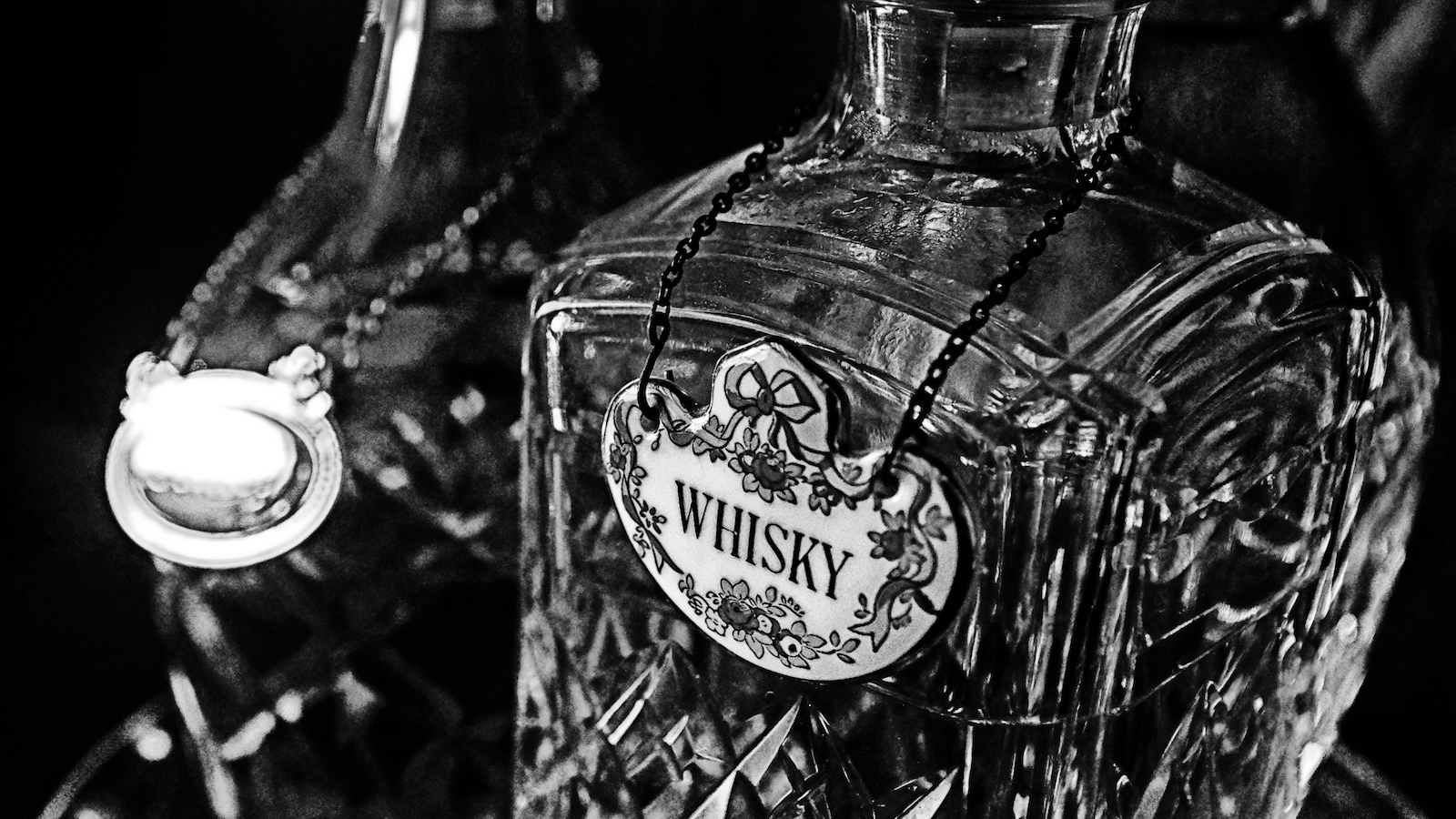 5 Bars with Haunted Histories