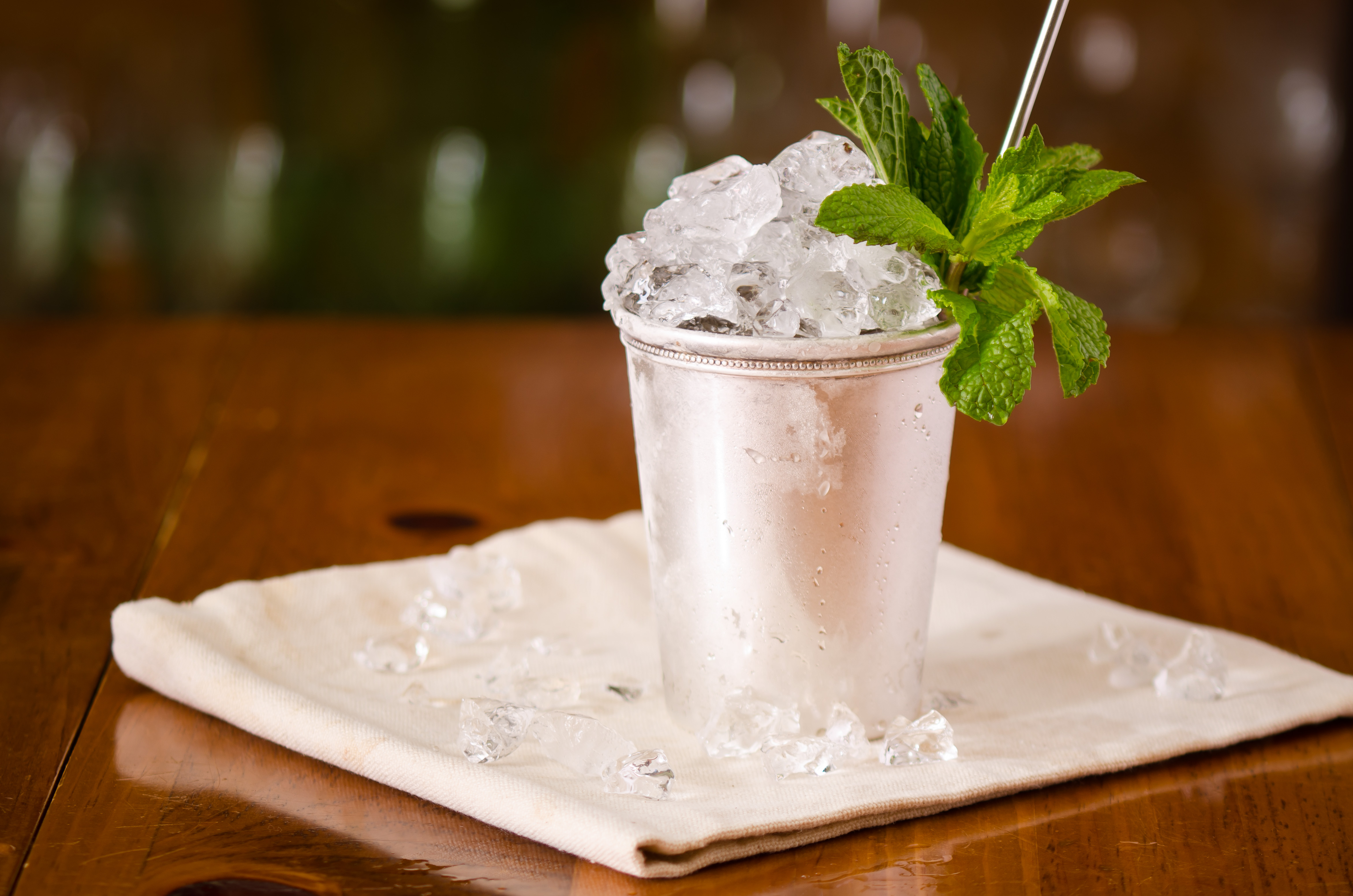 Essential Whiskey Cocktail: Mint Julep