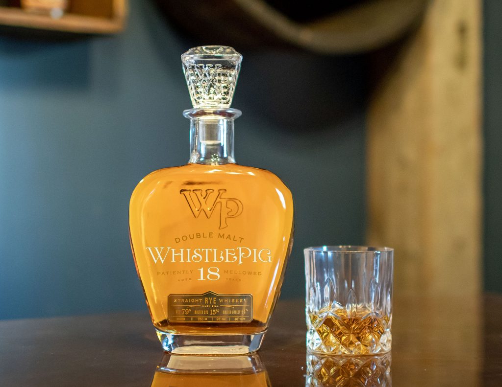 whistlepig18yeardoublemaltrye82019bottlewithglass Whisky