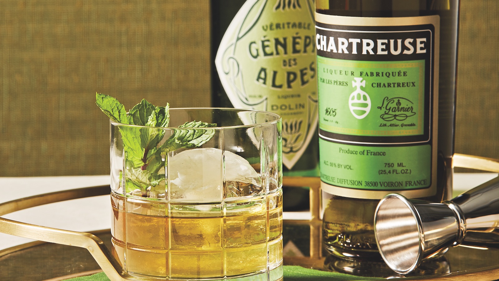 4 Foolproof Whisky and Chartreuse Cocktails