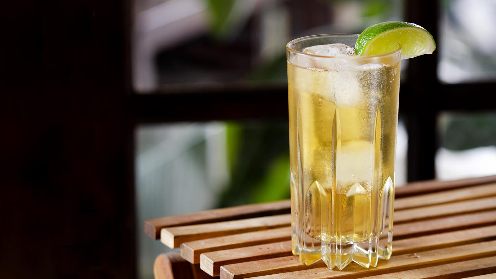 Essential Whiskey Cocktail: Whiskey Ginger