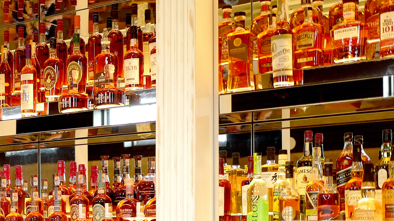 Enjoy Bourbon and Horses Together at This New Kentucky Attraction