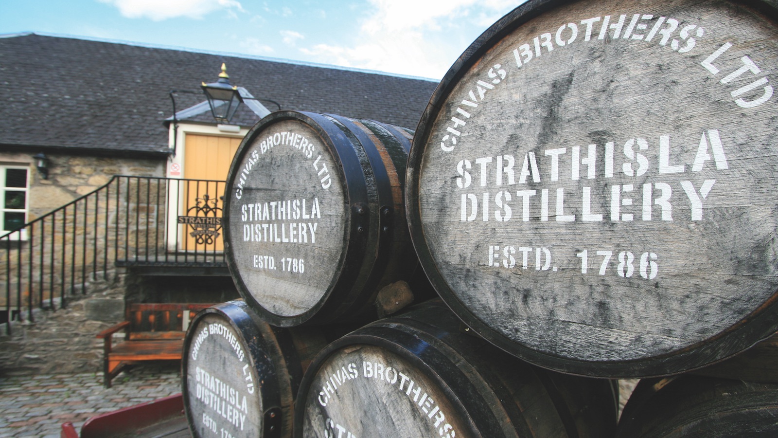 Discover the Malts Behind the Most Iconic Scotch Blends